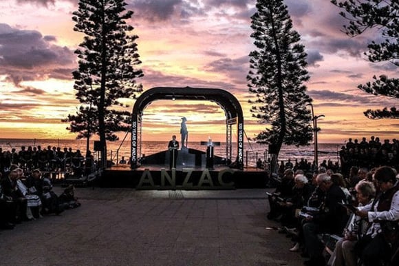 Anzac-Day-Dawn-Service-Dee-Why-rlcts7q6y41exu048uucd1tg06zgzanz4gdysfb5s6