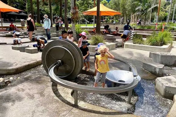 Darling-Harbour-Water-Playground