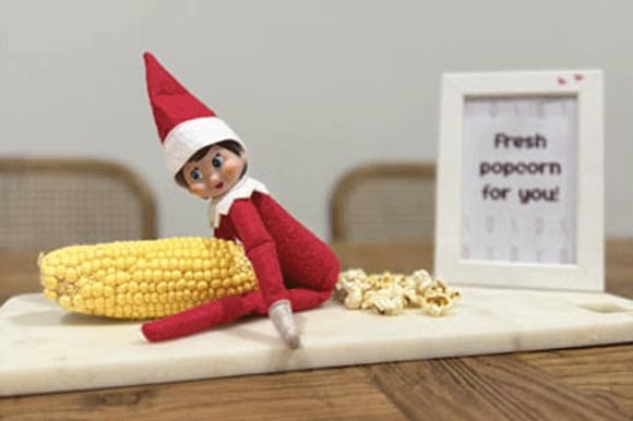 Funny-Elf-On-The-Shelf-Ideas-28-1