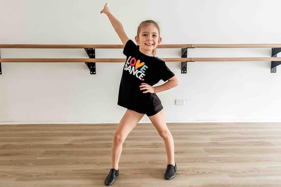 Love-Dance-jazz-pose-at-Loce-Dance-Co